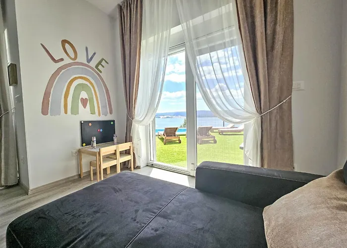 Apartamento Luxury Mir By Interhome *