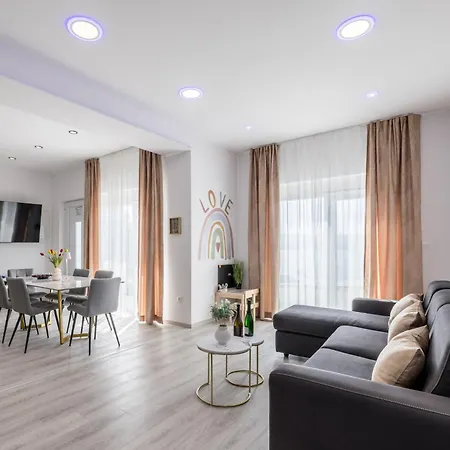 Luxury Mir By Interhome *